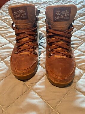 The North Face Men's Back to Berkeley Brown Leather Hiking Boots